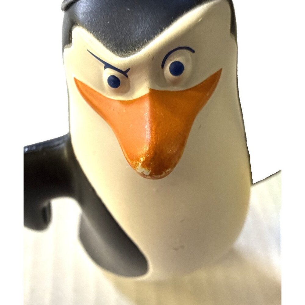 Madagascar Penguin Miss Crawly Lizard Sing Wind-Up 2014 2016 McDonald's - Picture 5 of 6
